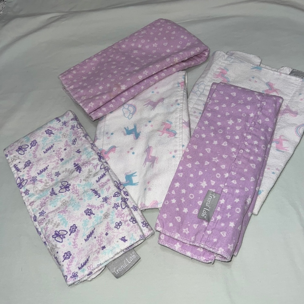 5 Trend Lab cute bibs colors pink,purple,turquoise & white fun design-like new👼